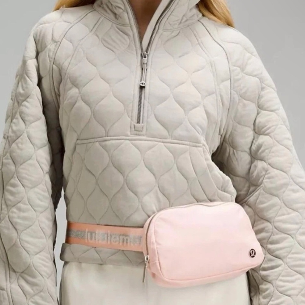 Lululemon Everywhere Crossbody/Belt Bag Wordmark Pink Mist/Silver